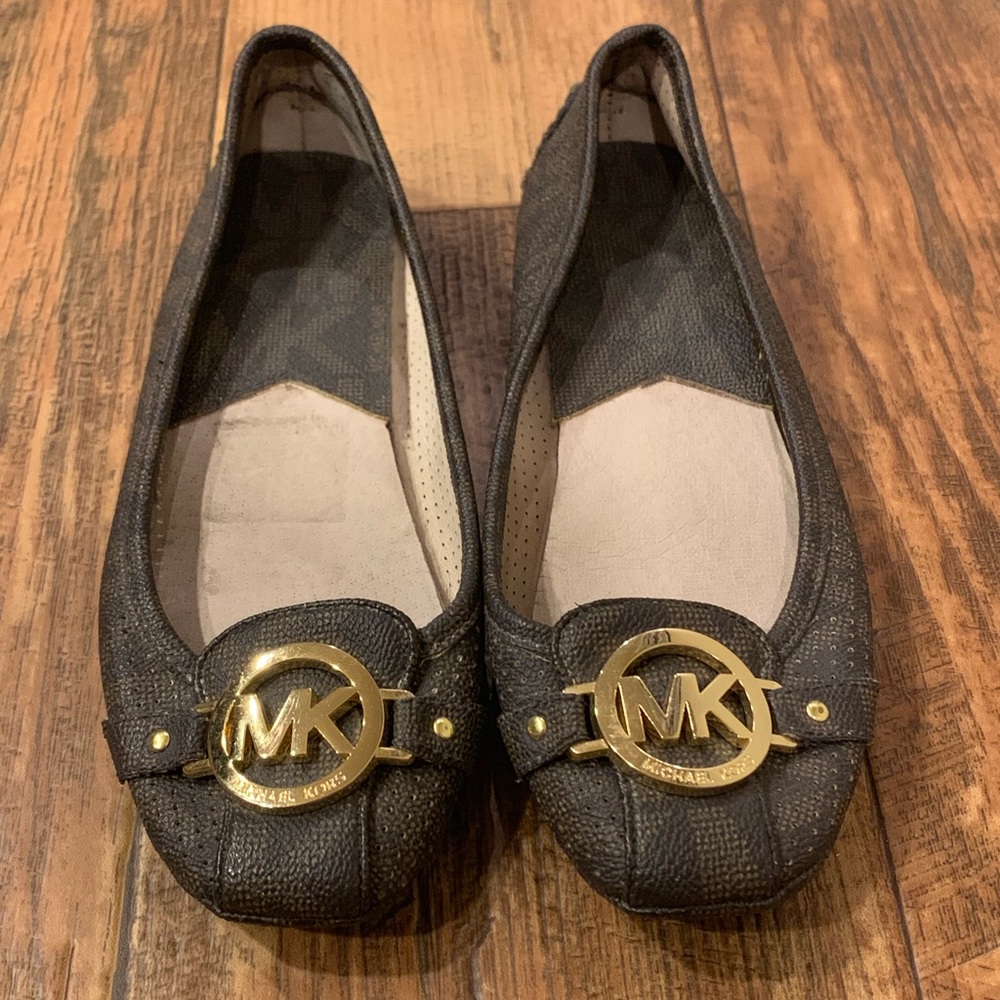 Michael Kors flats